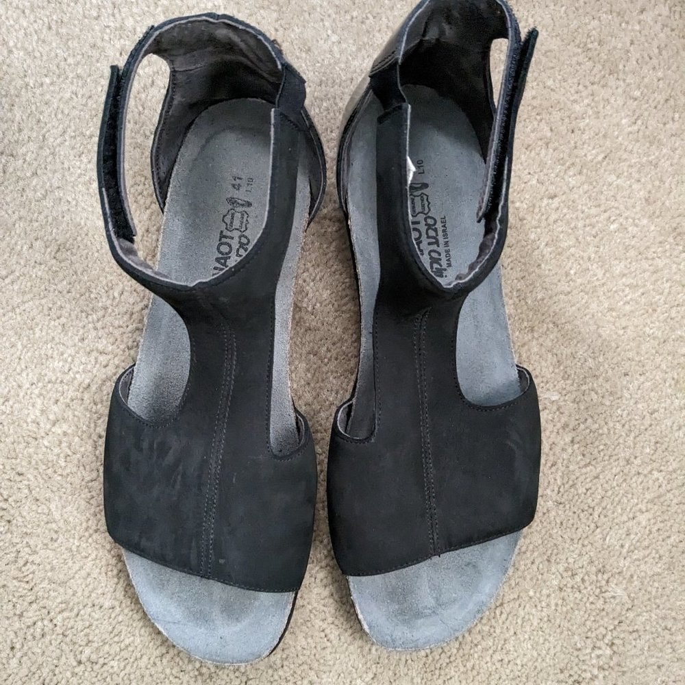 NAOT/Black Flats/Size 41 (US10N)
